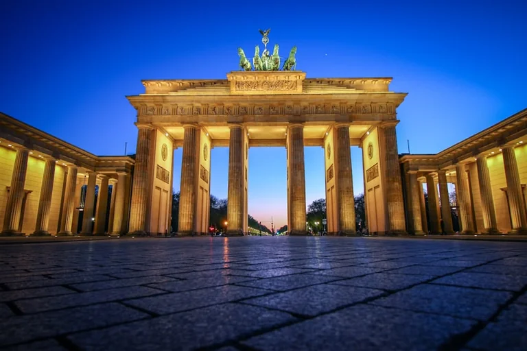 Berlin heute Abend: Drei günstige Pläne zum Augustende