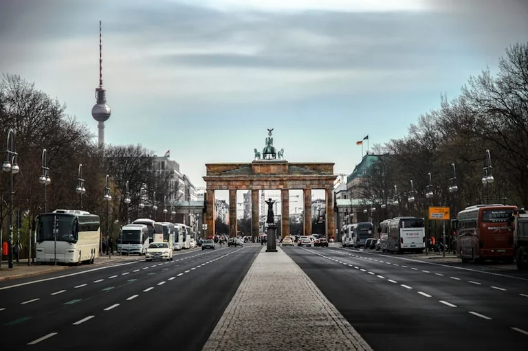 Berlin-Wahl 2026: Fällt die Beteiligung über 65 Prozent?