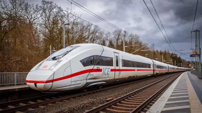 EVG-Drohung: Pendler sollten Regionalverkehr beobachten