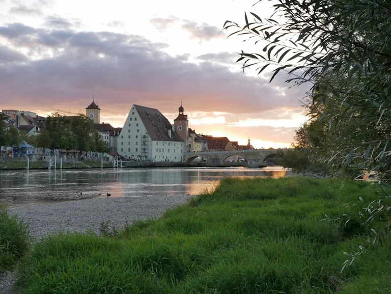 Regensburg: Bismarckplatz-Führung am 17. August: key details