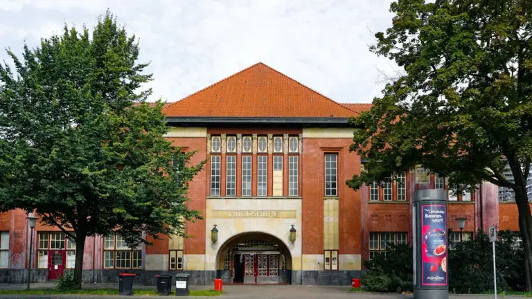 Schulstart in Hamburg: Was Familien bis 20. August klären