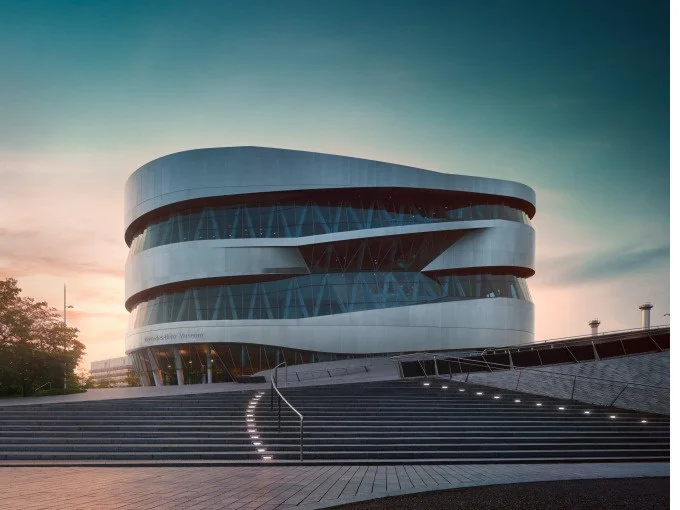 Stuttgart: Mercedes-Benz Museum – Einlass bis 17.20 Uhr