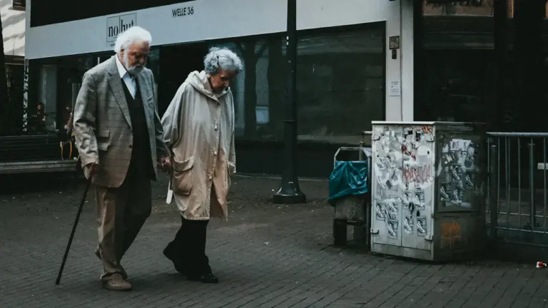 „Was bleibt. Arm im Alter“ in Potsdam – Eintritt frei: what residents need to know