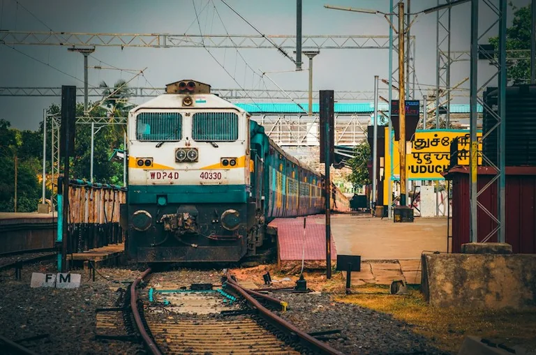 Sonntag reisen: Wetter und Bahn vorab prüfen